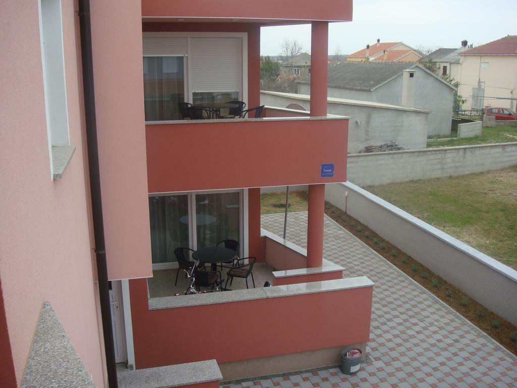Apartments Vladimir Privlaka  Exteriör bild